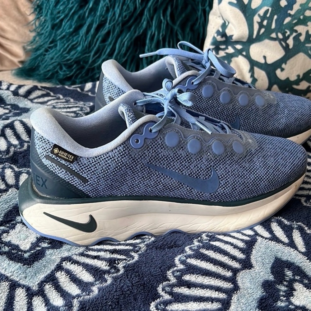 Nike Light Blue Running Shoes